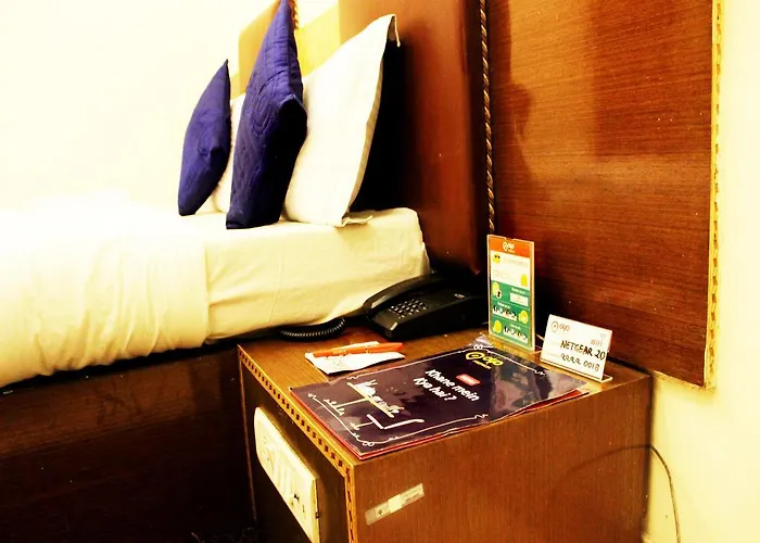 Oyo 528 Hotel Neptune Residency