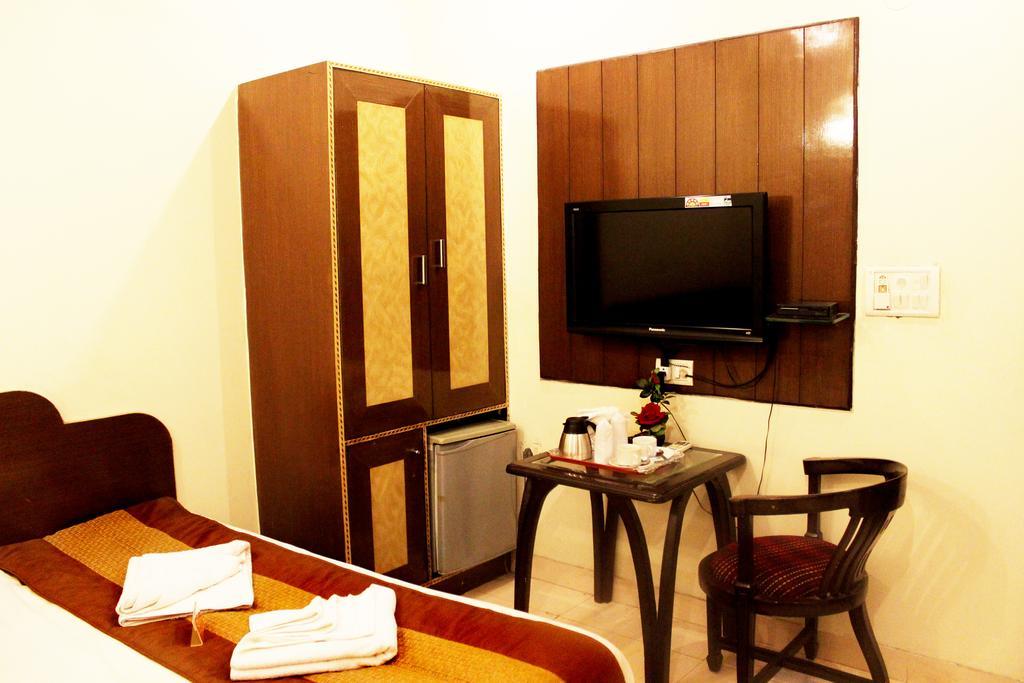 Oyo 528 Hotel Neptune Residency Hotel 2*